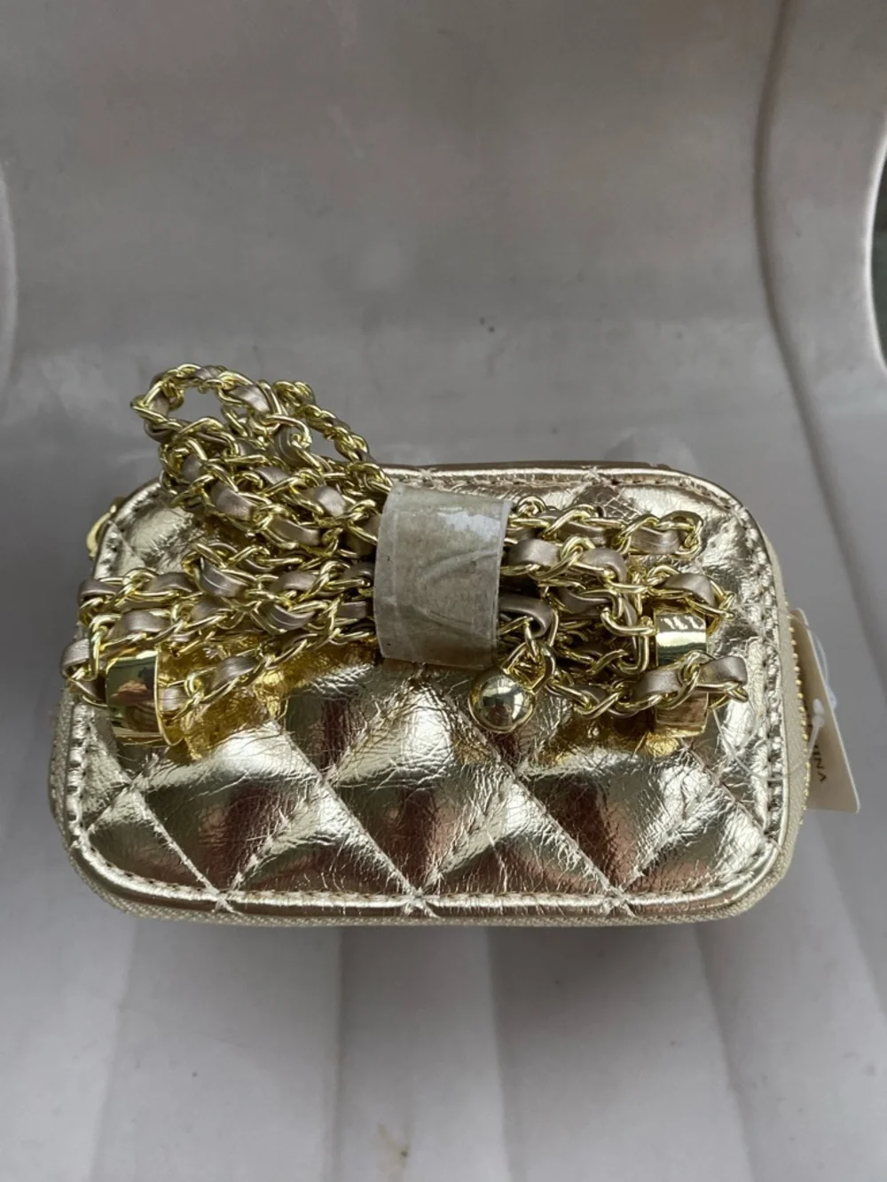 Gold Quilted Chain Crossbody Bag NWT- Women - Picture 3 of 10